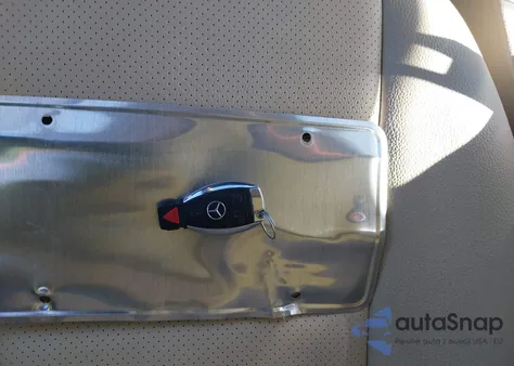 2014 Mercedes-Benz Glk 350 4Matic z USA, uszkodzony, nr VIN WDCGG8JB7EG223279